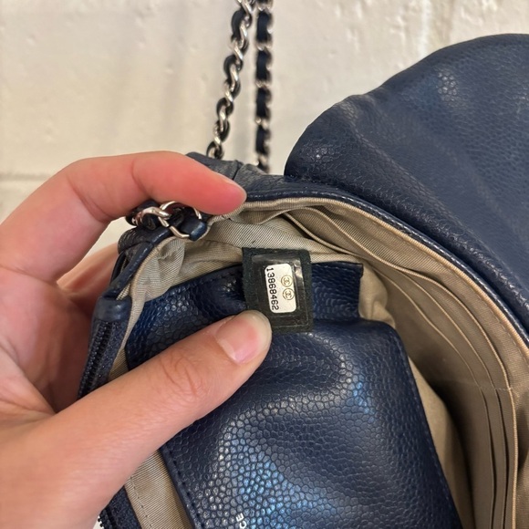 Chanel caviar leather navy blue half moon wallet on chain bag - Picture 12 of 16